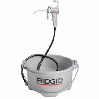 Popular Ridgid 72332 Hand-Operated Oiler Gun