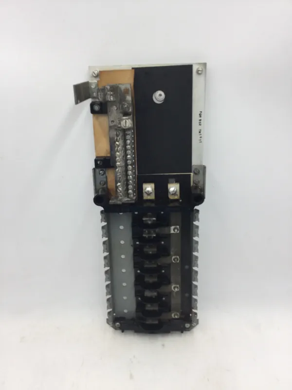 General Electric TM1615 10 Space/20 Circuit Main Load Center Guts Only 6" X 17" Factory Price