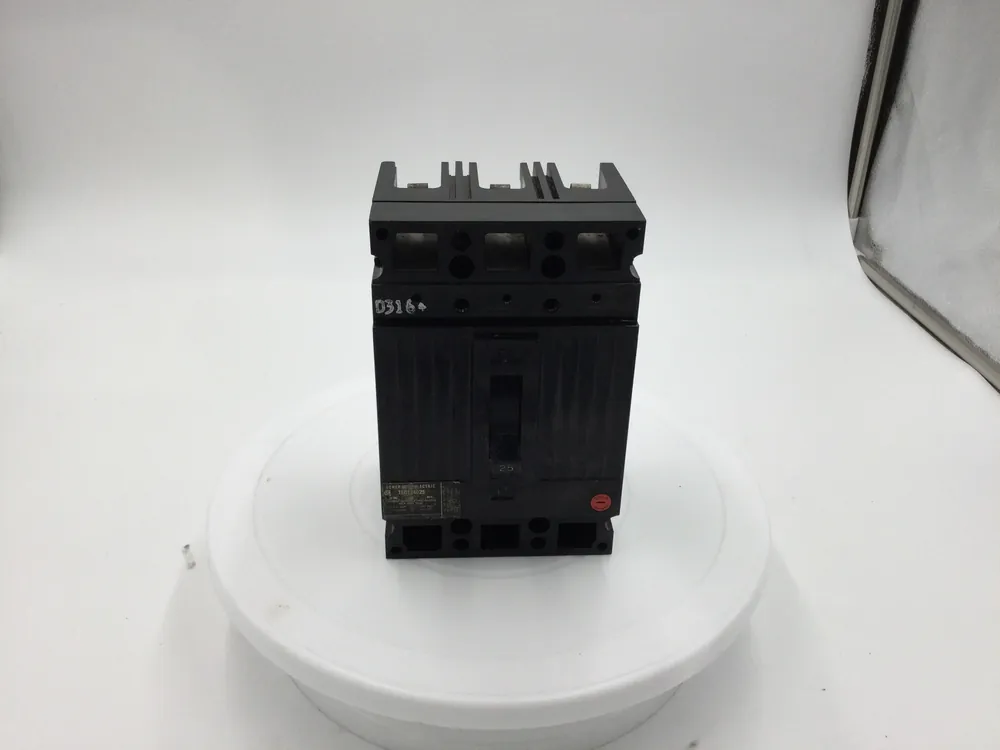 General Electric TED134025 25 Amp 3 Pole 480V Type TED Circuit Breaker Weekend Sale